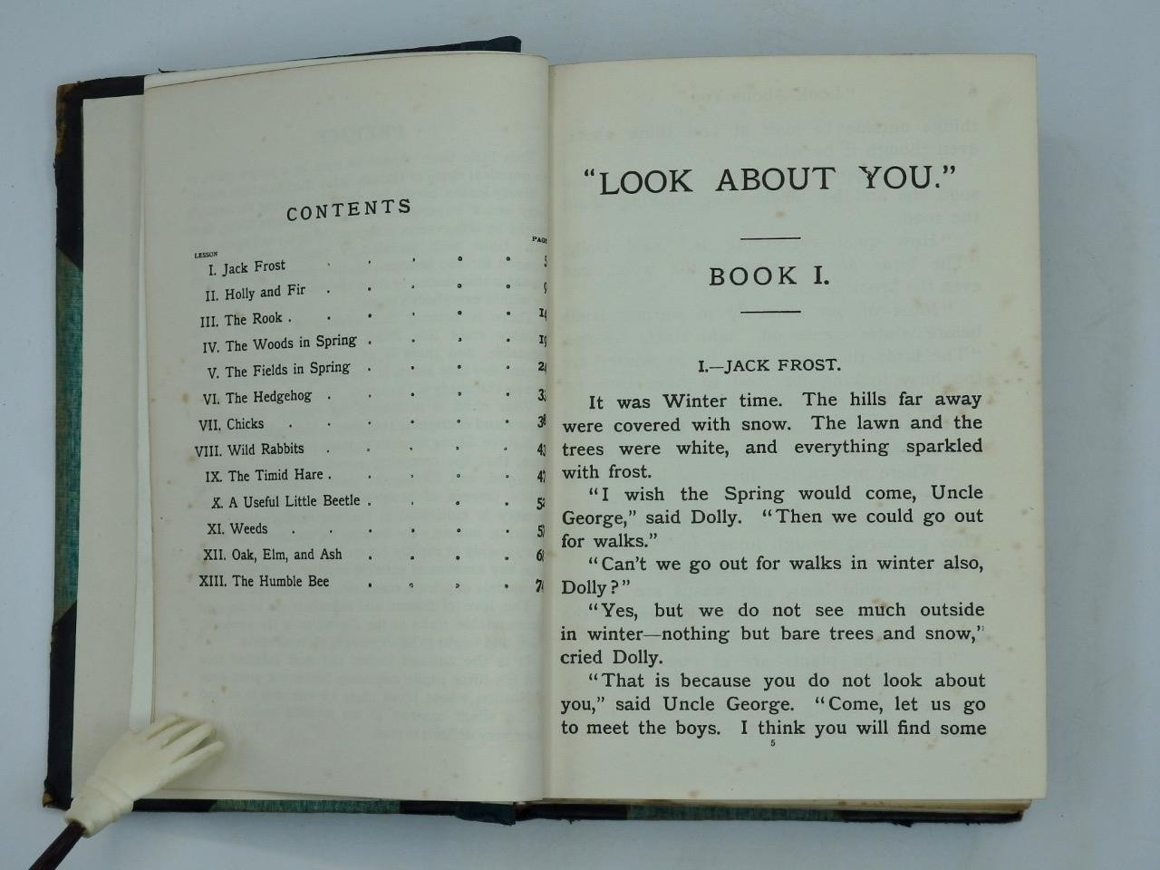 The LOOK ABOUT YOU NATURE BOOK – Books 1 to 7 in One Volume by Thomas Hoare