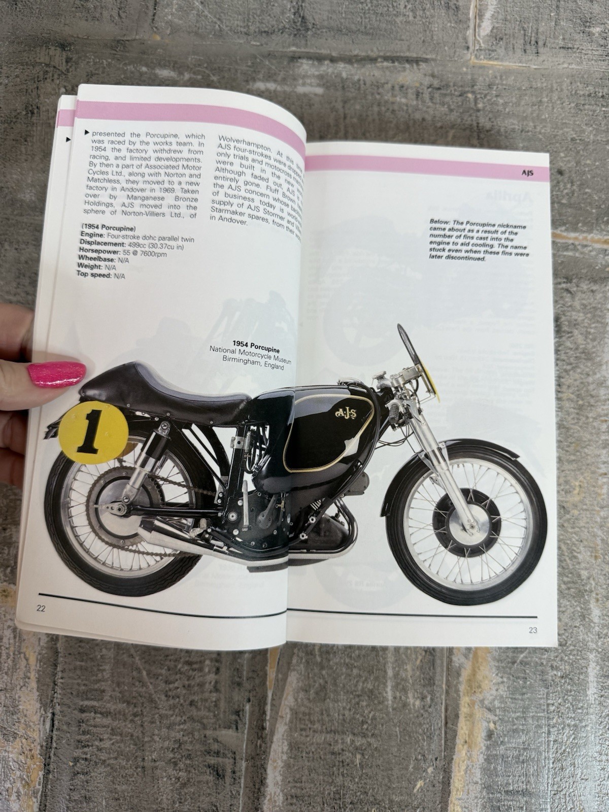 The Illustrated Directory of MOTORCYCLES (Paperback, 480 Colorful Pages, 2002)