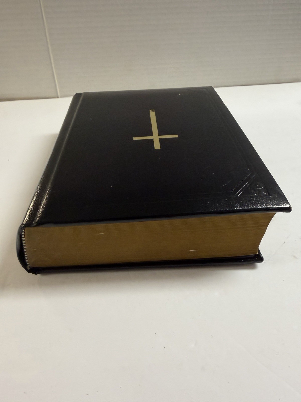 The Holy Bible Douay-Rheims Version TAN 1989 – Faux Leather Bound Hardcover