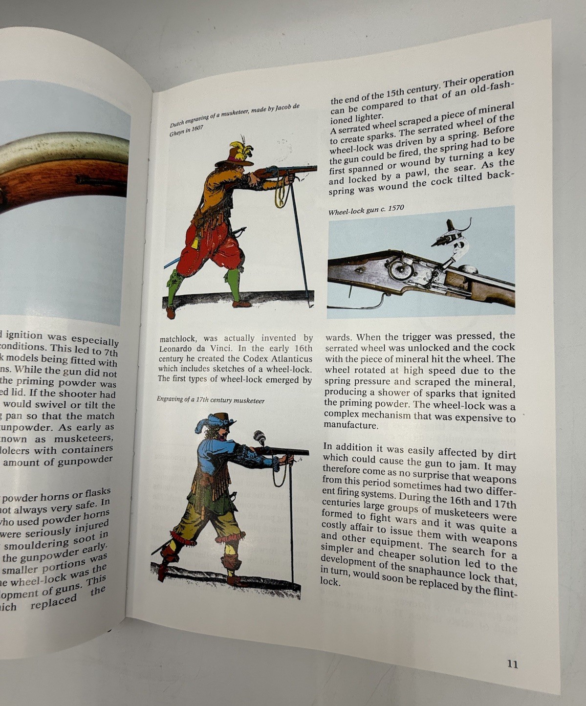 Complete Encyclopedia of Antique Firearms: Expert Guide to Firearms.