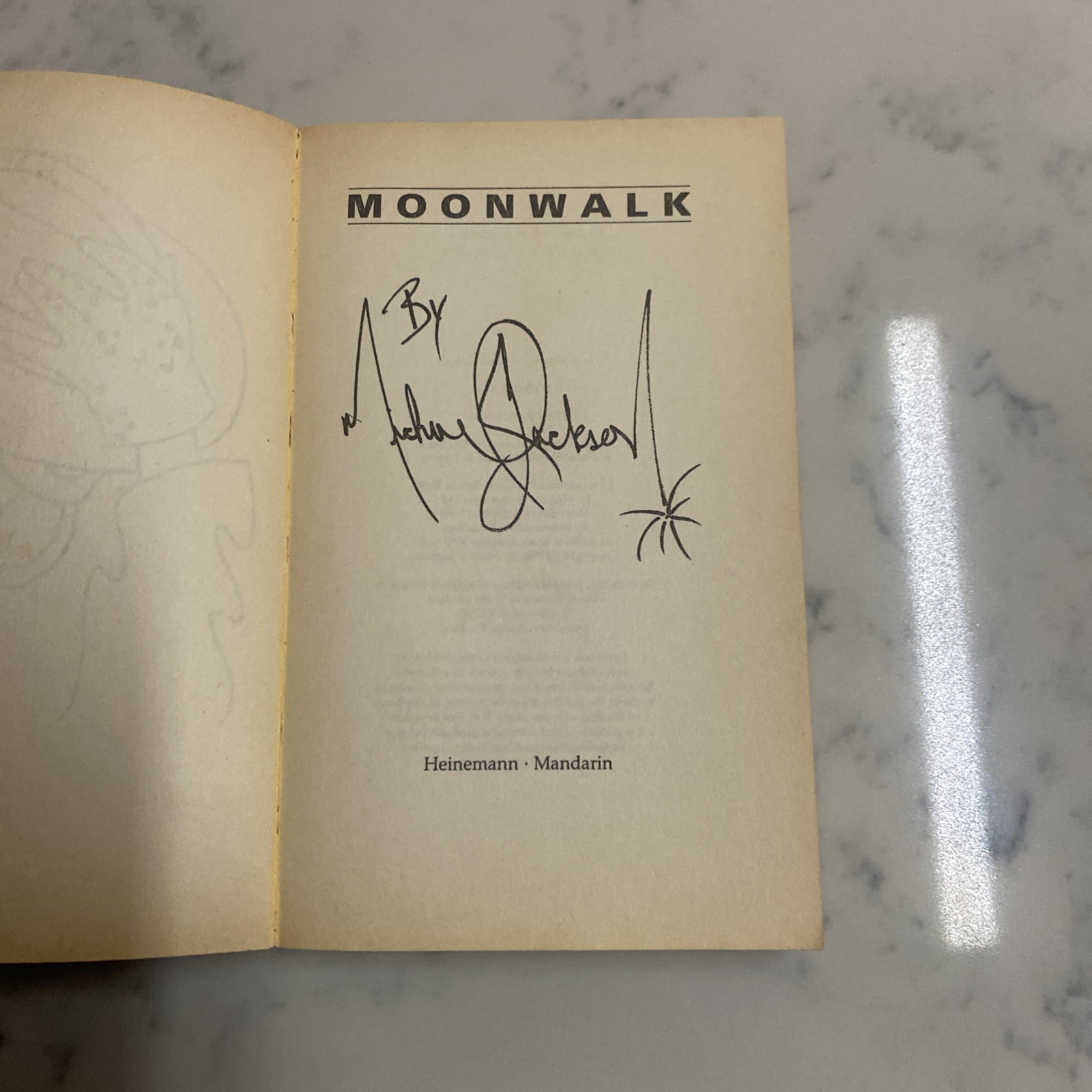 Moonwalk Michael Jackson RARE 1988 Paperback Auto Signed * Heinemann-Mandarin *