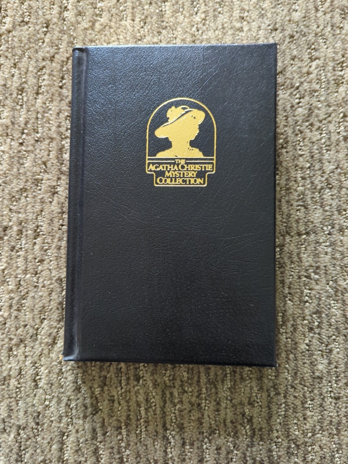 A Holiday for Murder Agatha Christie Mystery Collection Deluxe Leather Rare