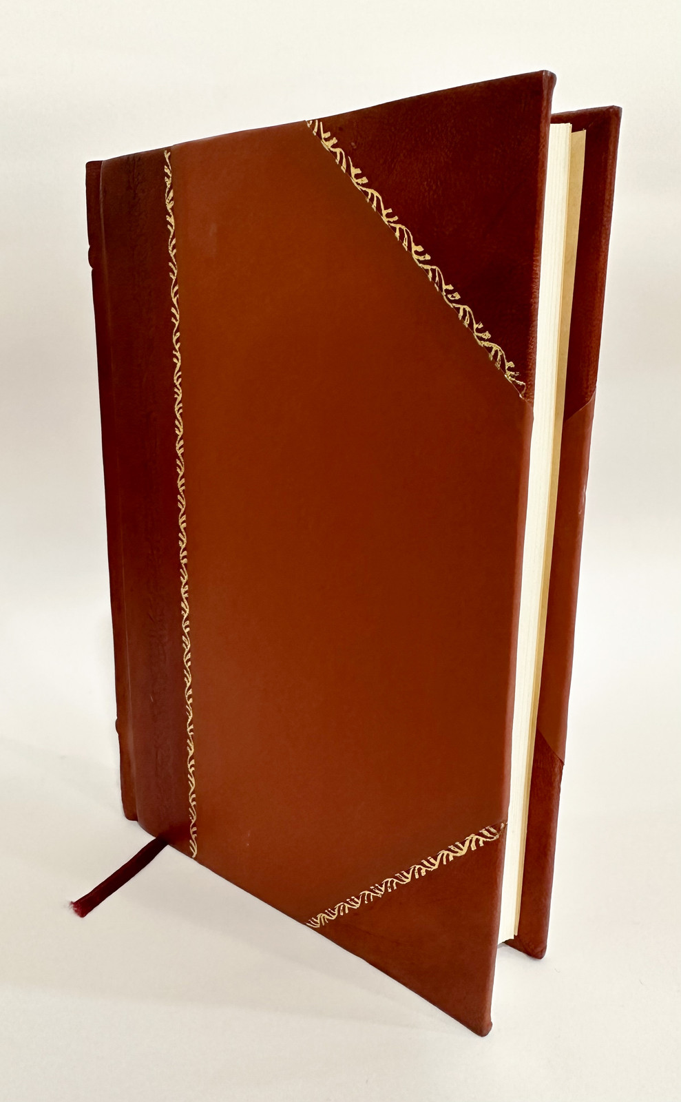 Indian Antiquities : Or, Dissertations, Relative to the Vol 7 [Leather Bound]