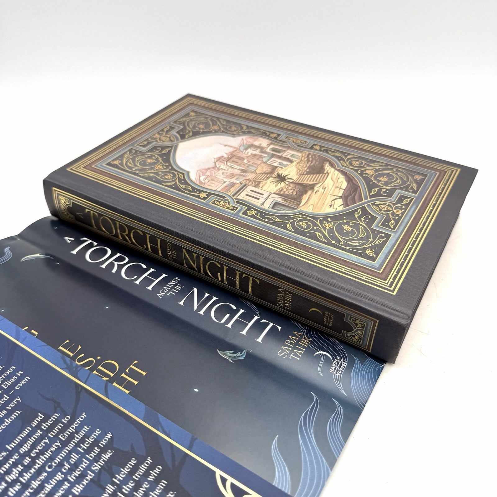 Fairyloot SIGNED An Ember in the Ashes Set Exclusive Iron Edition – US SELLER