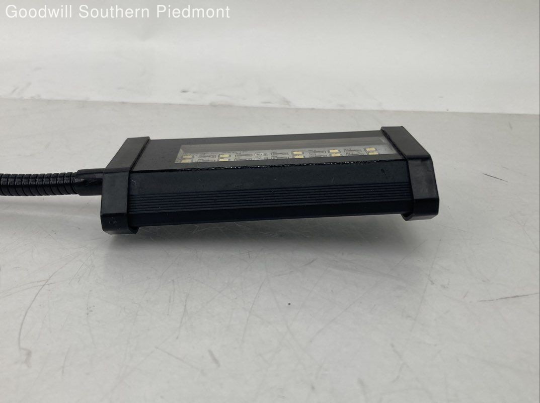 Unbranded Adjustable Clip on LED Lamp w/JRA1218 AC/DC Power Adapter – Tested
