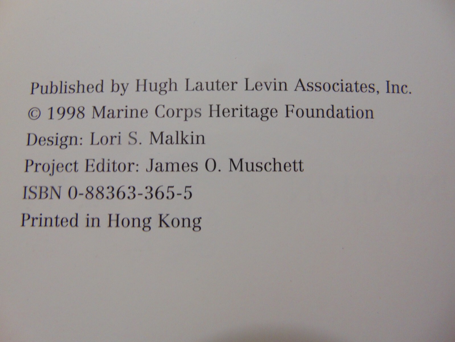 THE MARINES Marine Corps Heritage Foundation Cloth Cover (1998 HUGE HB)