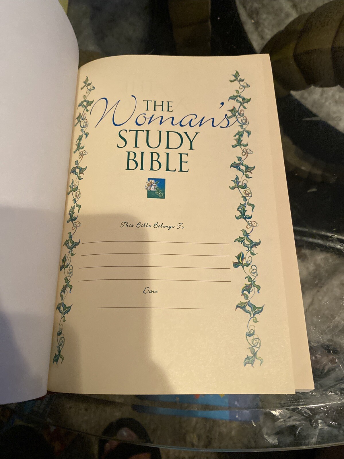 Woman’s Study Bible NKJV Opening the Word of God to Women by Thomas Nelson 922