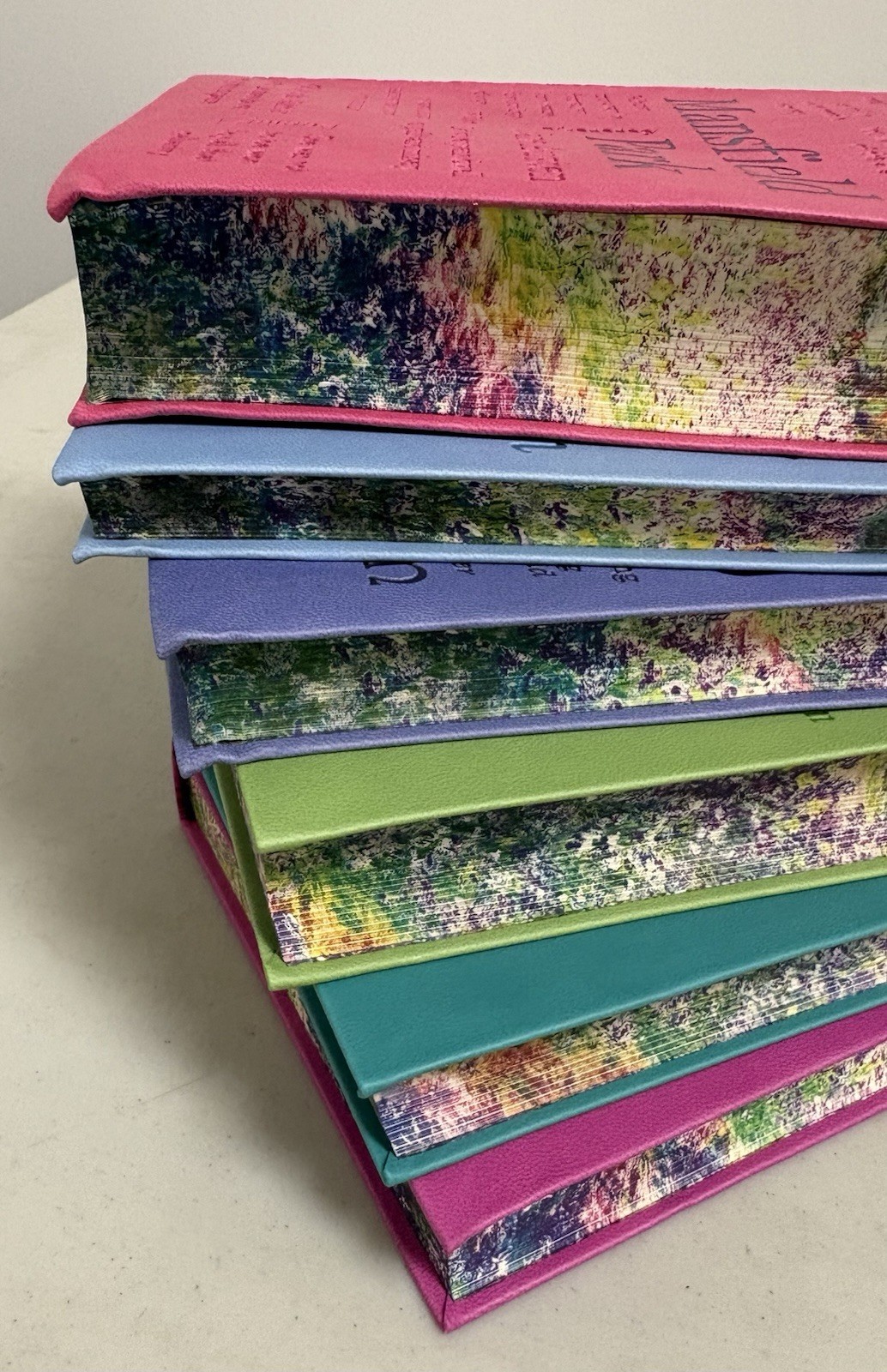 Jane Austen 6 Book Faux Leather Bound Set with Decorative Pages LIKE New