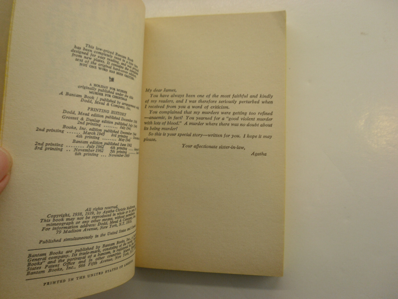 A Holiday For Murder, Agatha Christie, Bantam Paperback, 1969