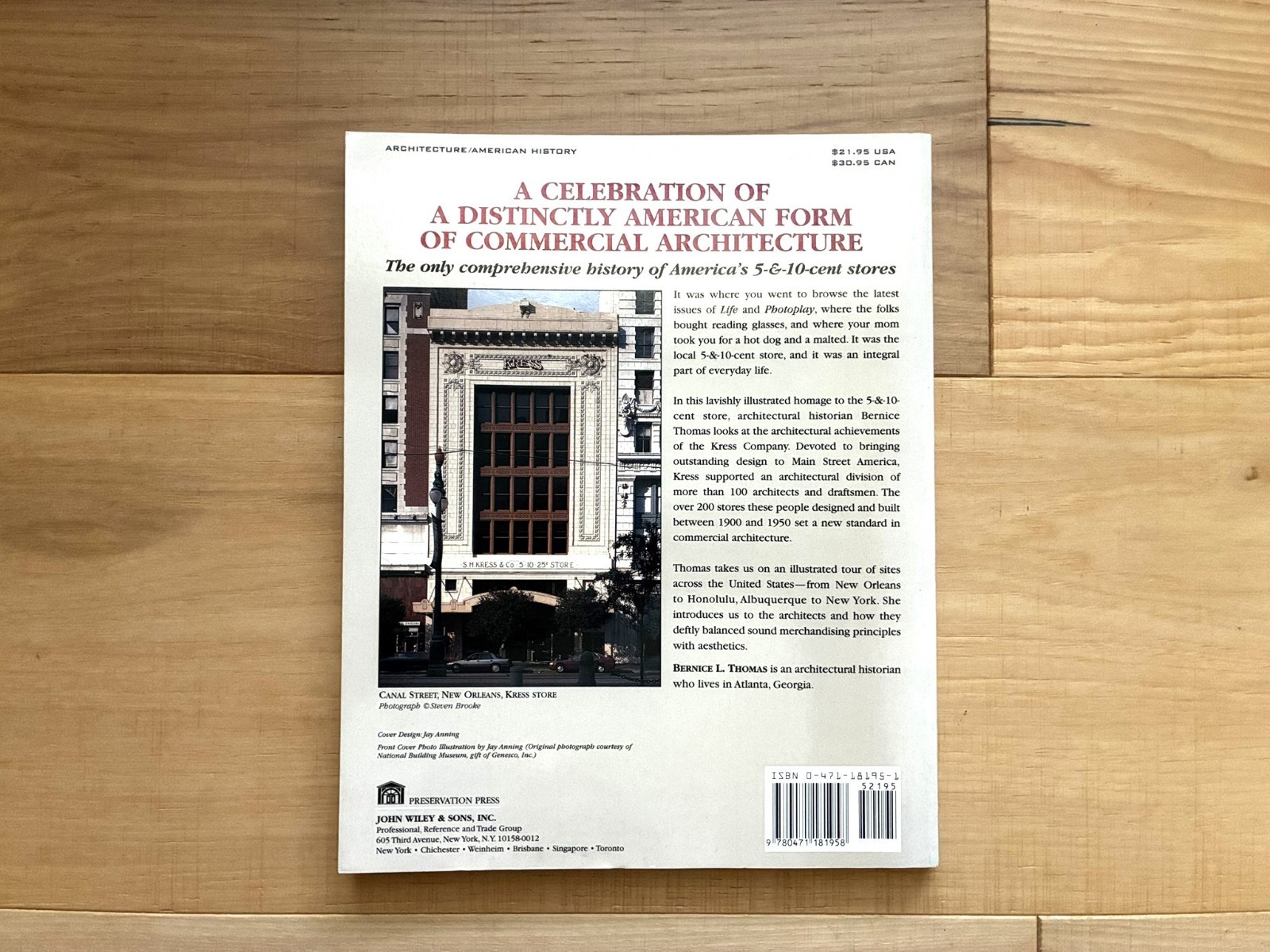 America’s 5 and 10 Cent Stores : The Kress Legacy by Bernice L. Thomas