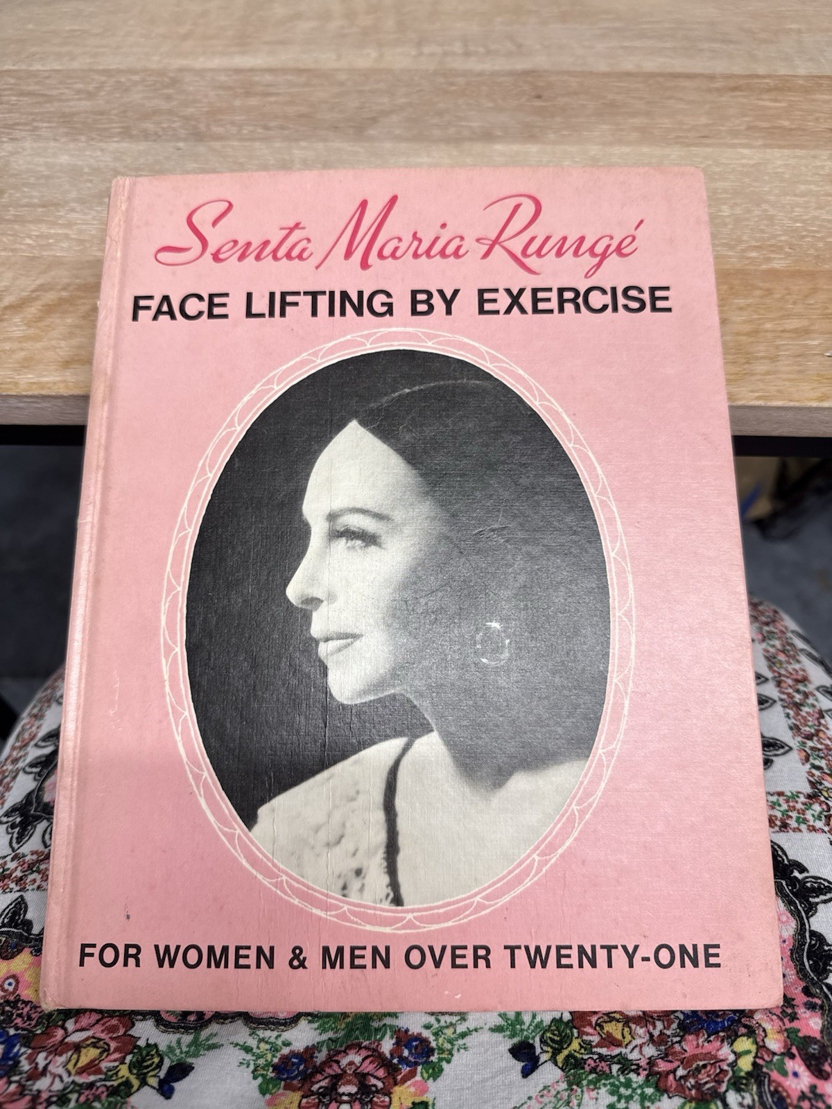 Senta Maria Runge Face Lifting By Exercise 8th Ed 1977 HC DJ Beauty Book