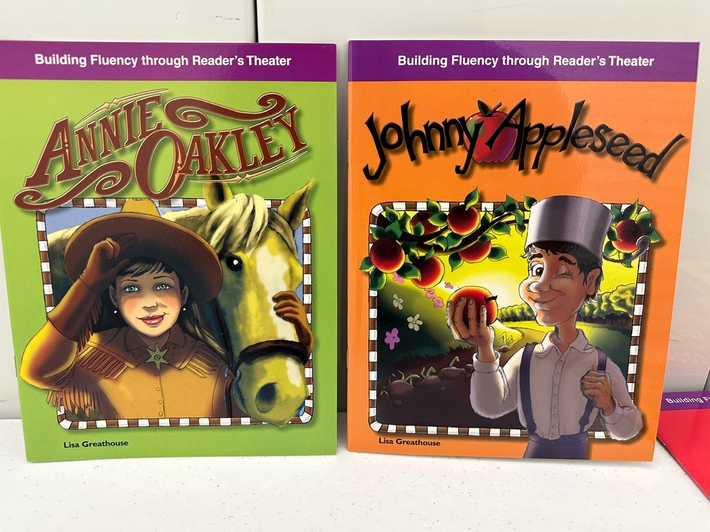 8 Building Fluency through Reader’s theater Books Ex-Classroom Homeschool Read