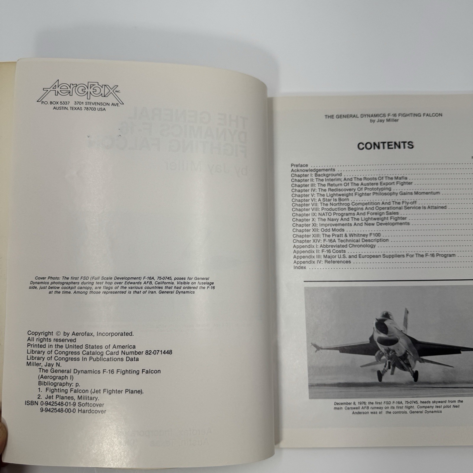 AeroGraph 1 The General Dynamics F16 Fighting Falcon, Jay Miller, 1982 W/RECORD