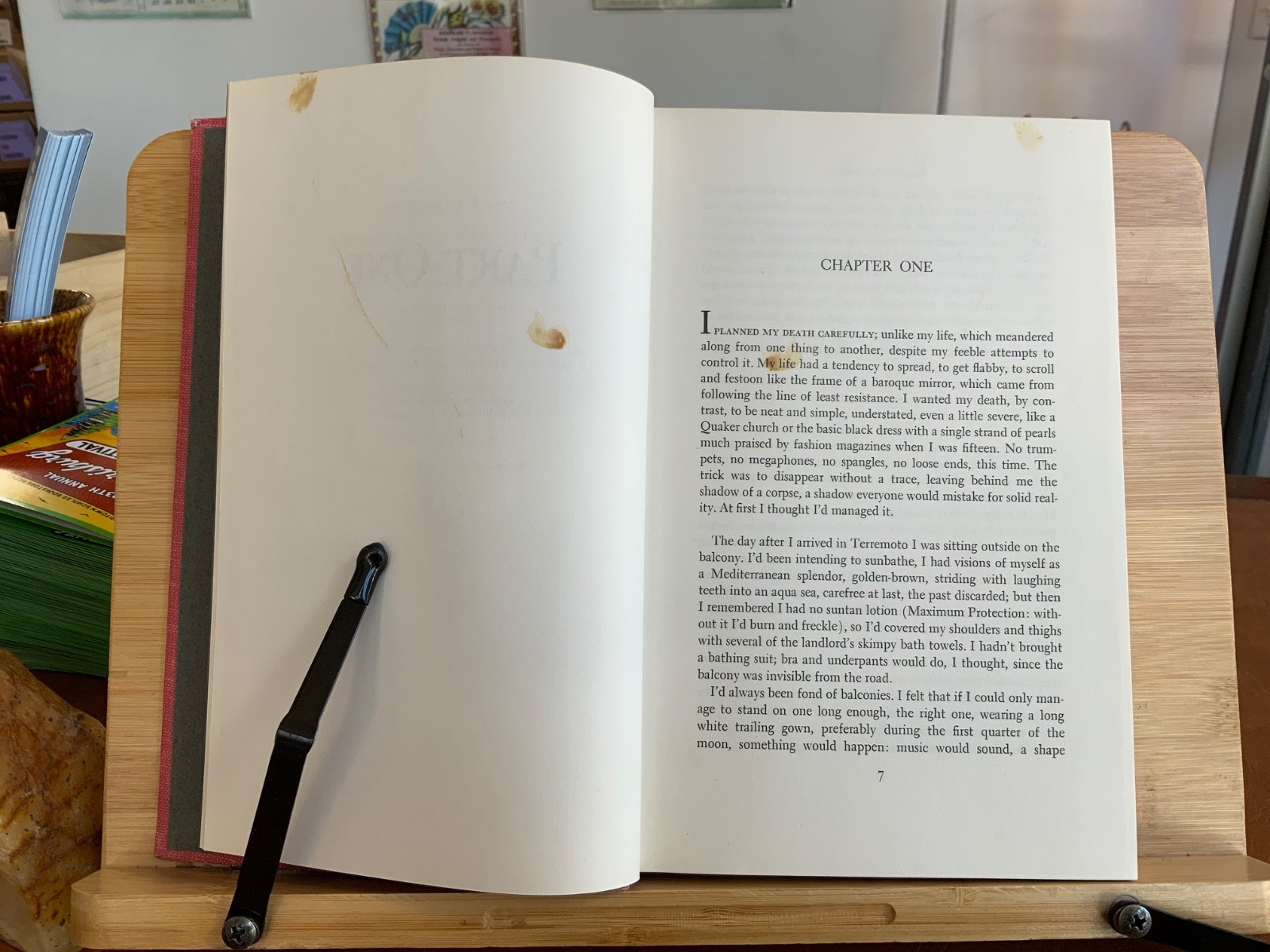 1976 Lady Oracle 1st Edition (Canada) Original Jacket INSCRIBED BY AUTHOR