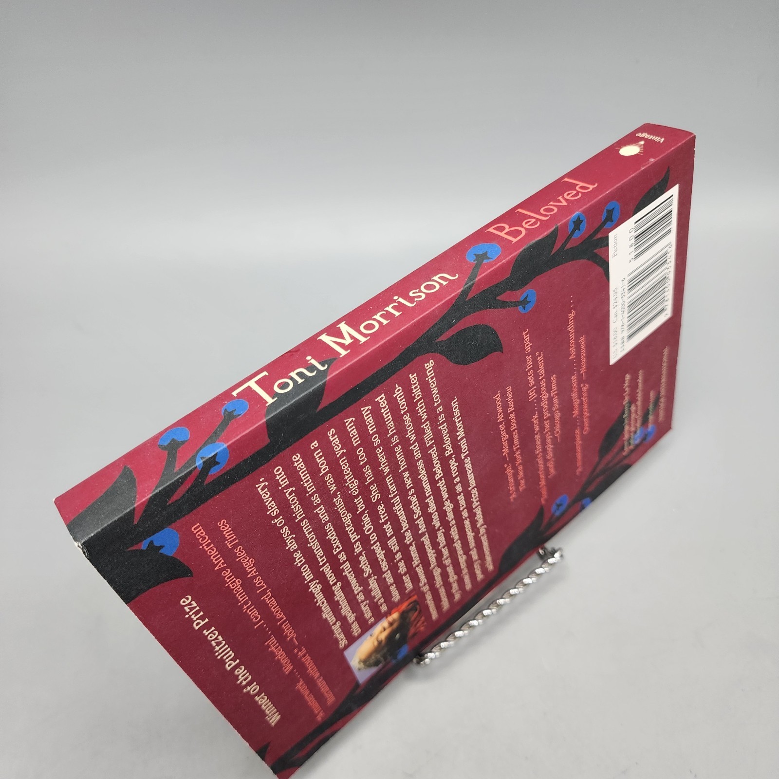 Beloved: Pulitzer Prize Winner – Paperback, by Toni Morrison – NEW