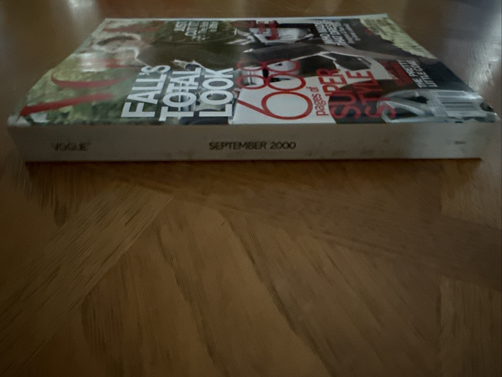 Vogue Magazine September 2000 Bridget Hall, Bjork, American Edition, 688 Pages