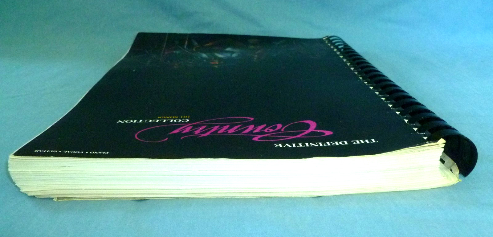 THE DEFINITIVE COUNTRY COLLECTION 1992, 101 SONGS, 368 PAGES, PIANO/VOCAL/GUITAR