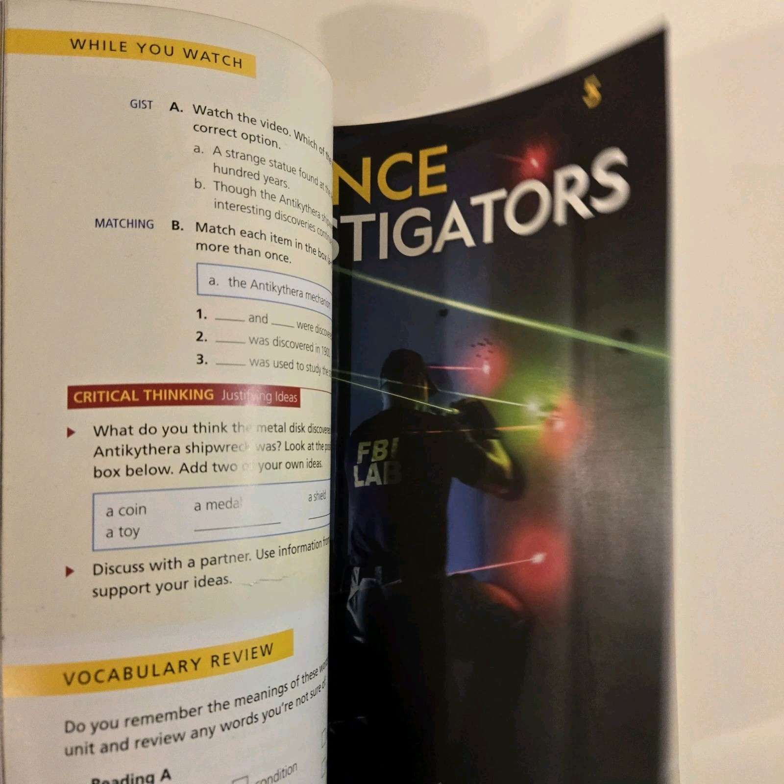 Reading Explorer Foundations 3rd Edition ESL Student Book by National Geographic