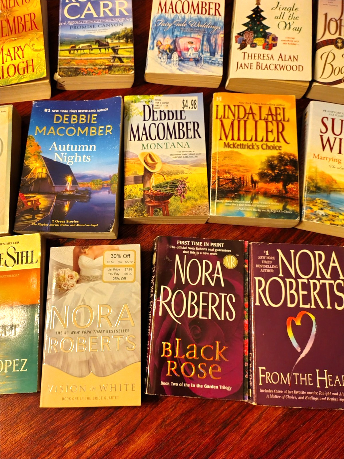 Lot of 10 Modern/Classic Popular Best Seller Romance Novel Paperback RANDOM PICK