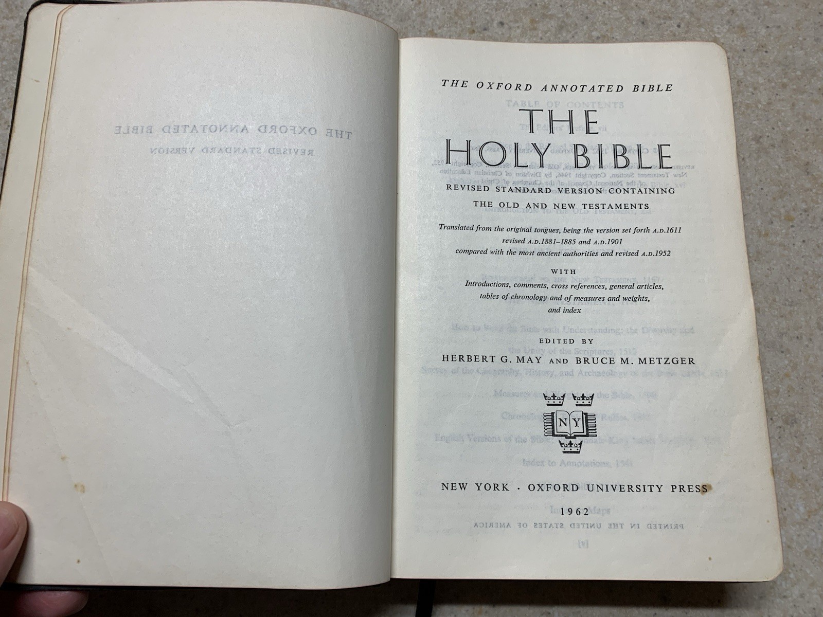 OXFORD ANNOTATED BIBLE RSV Revised Standard Version LEATHER 1962 Old & New Test
