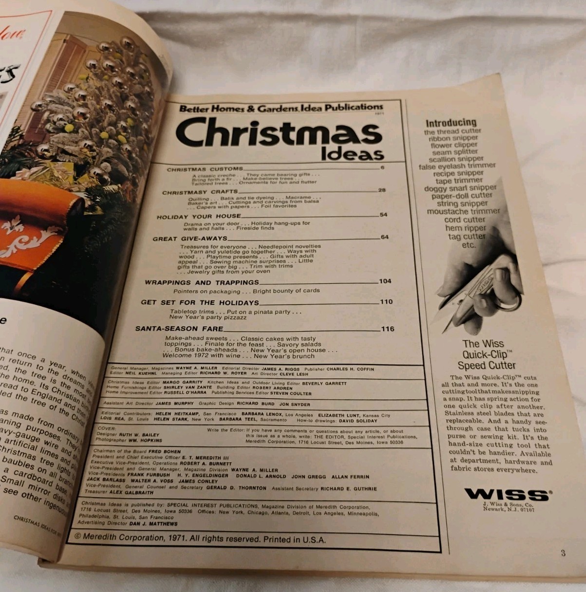 Vintage 1971 Better Homes & Gardens Christmas Ideas Crafts Stories Ads 180 Pages